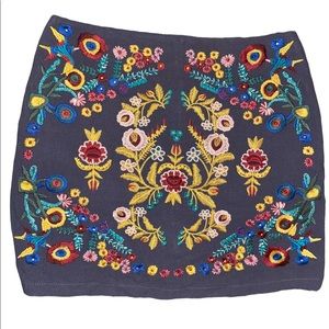 Altar’d state / umgee embroidered gray mini skirt, boho floral design, NWT large